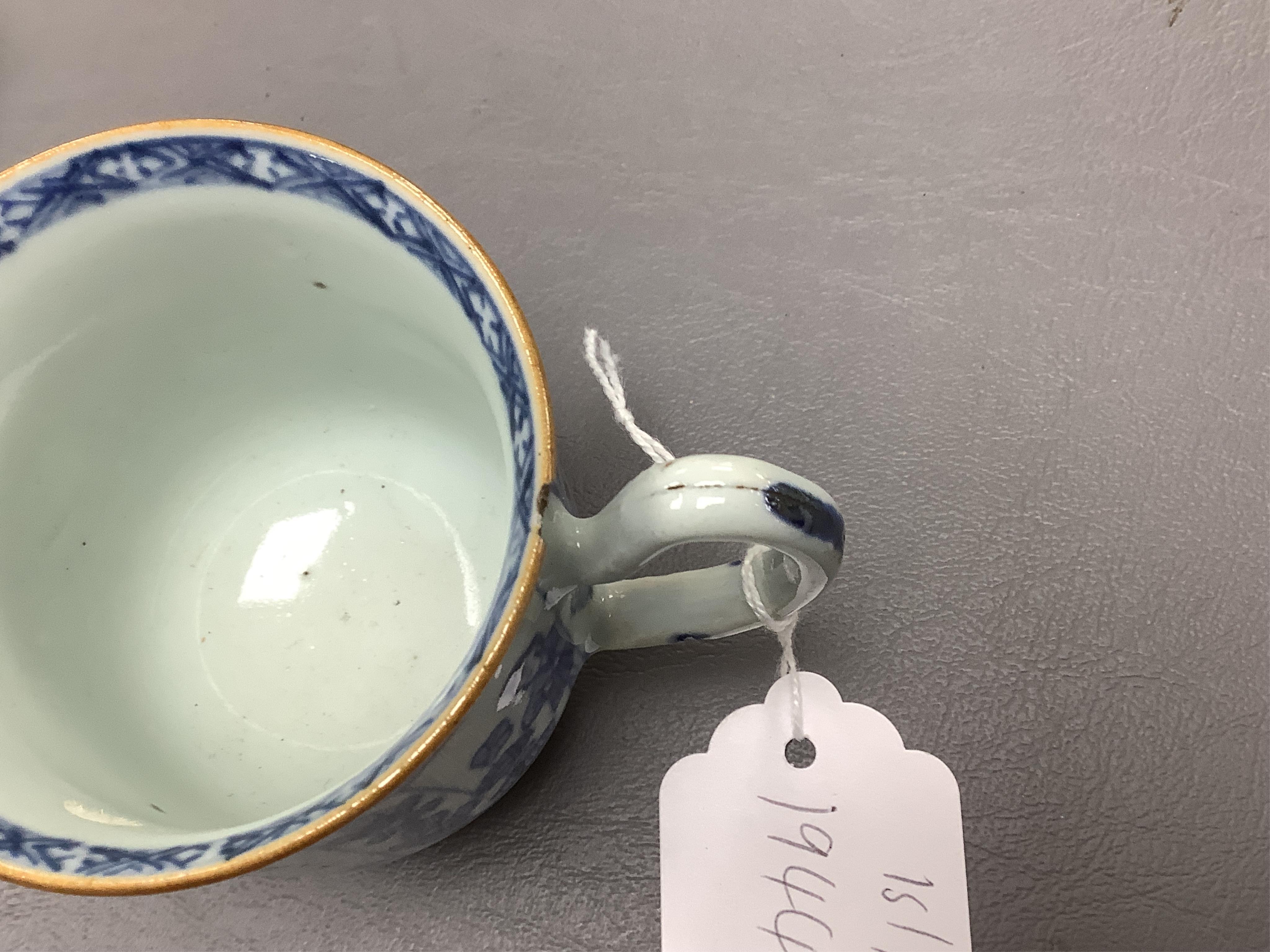 A Chinese blue and white cup and saucer, Kangxi, 11.5cm diameter